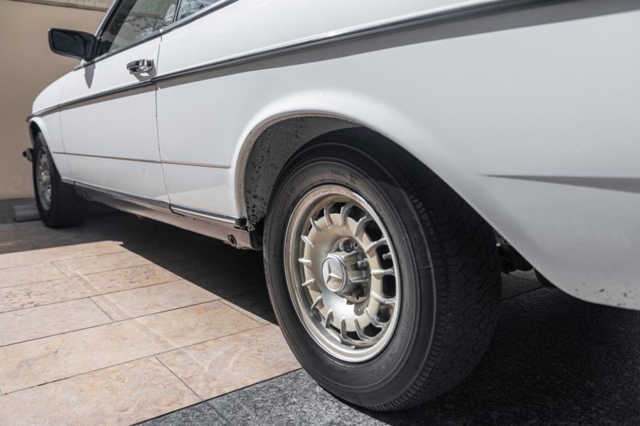Детали экстерьера Mercedes-Benz 280 CE (C123) 1978 года  (EU) (фото 53 из 133)